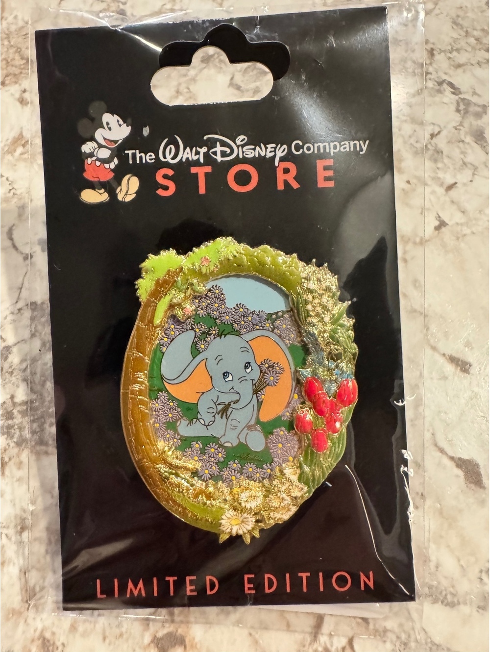DEC Disney Store Dumbo Spring Floral Limited Edition 300